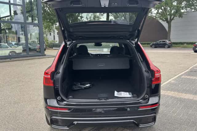 Volvo XC60 (2025) thumbnail 6