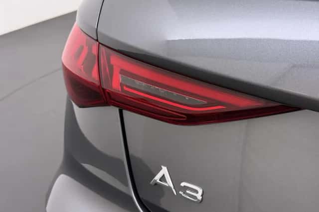 Audi A3 (2024) thumbnail 2