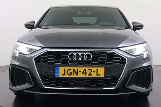 Audi A3 (2024) thumbnail 4