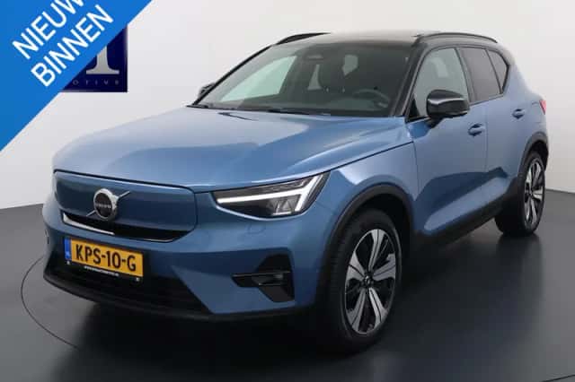 Volvo XC40 (2023) thumbnail 1