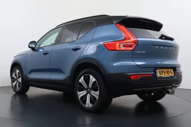 Volvo XC40 (2023) thumbnail 6
