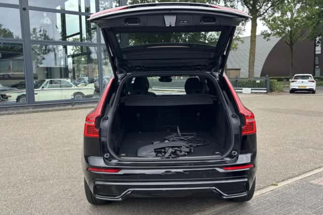 Volvo XC60 (2024) thumbnail 6