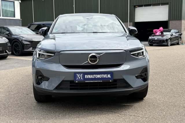 Volvo C40 (2022) thumbnail 2