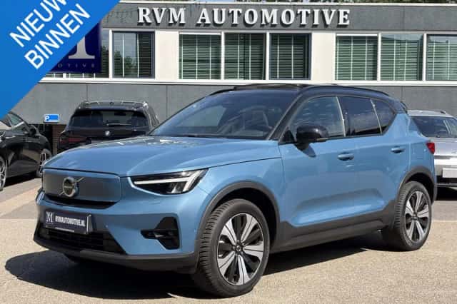 Volvo XC40 (2023) thumbnail 1