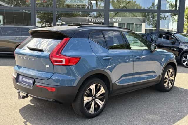 Volvo XC40 (2023) thumbnail 6
