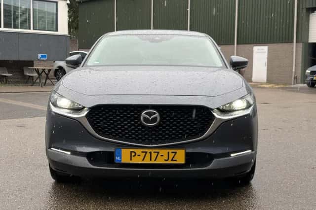 Mazda CX-30 (2019) thumbnail 2