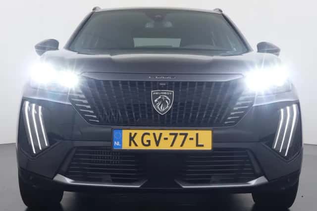 Peugeot 2008 (2025) thumbnail 4
