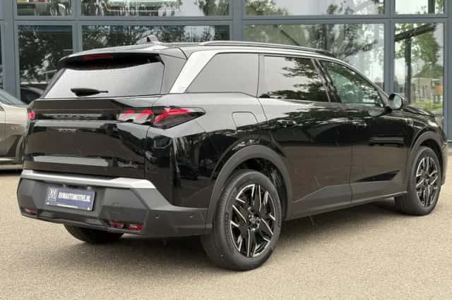 Peugeot 5008 (2025) thumbnail 4