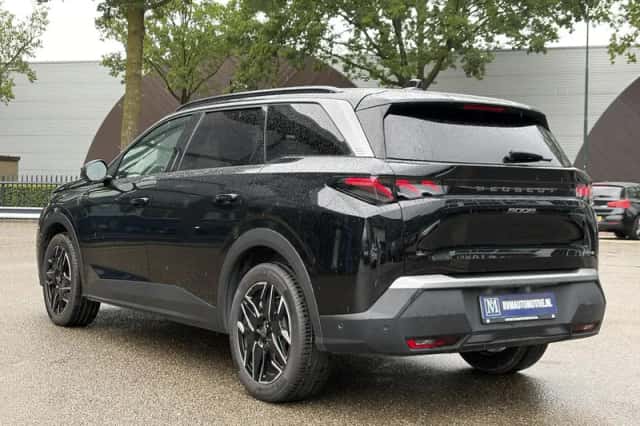 Peugeot 5008 (2025) thumbnail 5