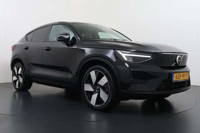 Volvo C40 (2023) thumbnail 3