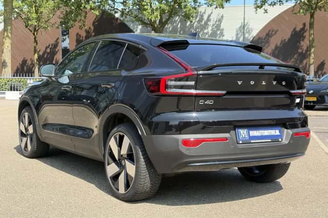 Volvo C40 (2023) thumbnail 5