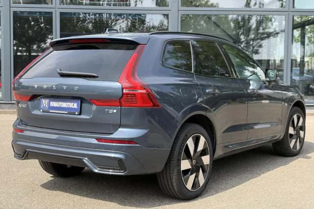 Volvo XC60 (2025) thumbnail 5