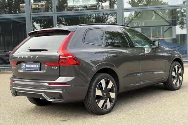 Volvo XC60 (2025) thumbnail 5