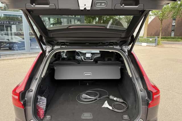 Volvo XC60 (2025) thumbnail 6