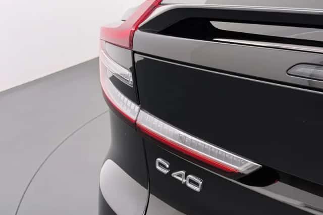 Volvo C40 (2023) thumbnail 2