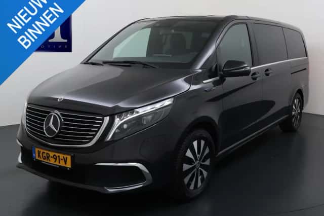 Mercedes-Benz EQV (2021) thumbnail 1
