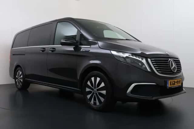 Mercedes-Benz EQV (2021) thumbnail 3