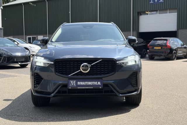 Volvo XC60 (2025) thumbnail 2