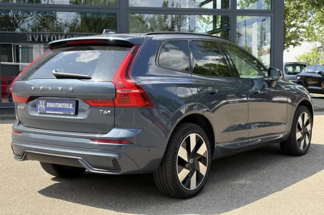 Volvo XC60 (2025) thumbnail 4