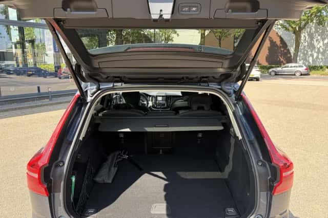 Volvo XC60 (2025) thumbnail 6
