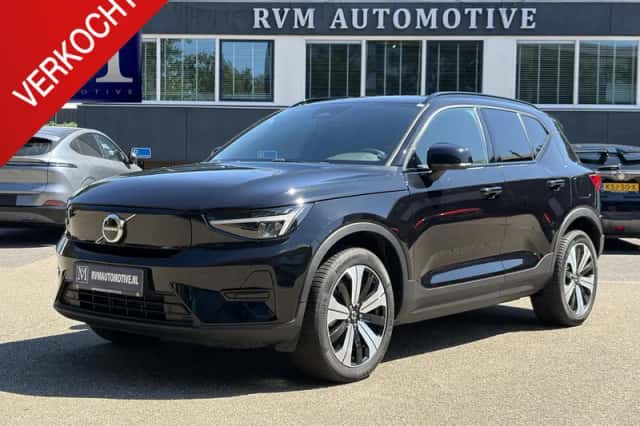 Volvo XC40 (2023) thumbnail 1