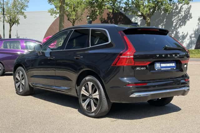 Volvo XC60 (2024) thumbnail 5