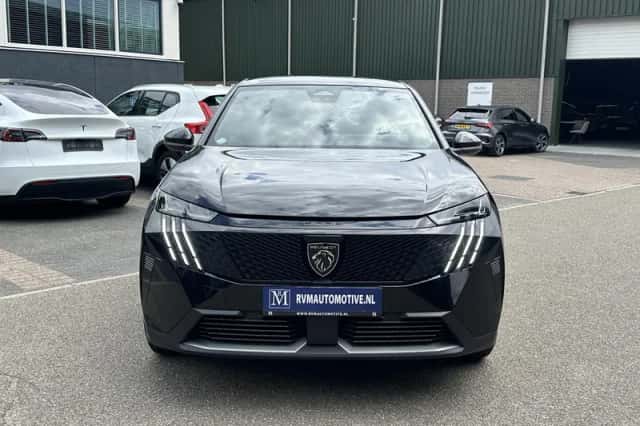 Peugeot e-3008 (2025) thumbnail 2