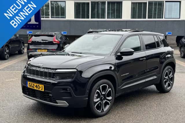 Jeep Avenger (2024) thumbnail 1