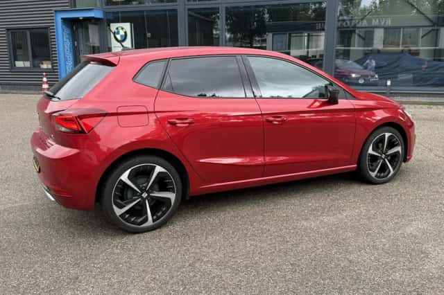 SEAT Ibiza (2023) thumbnail 5