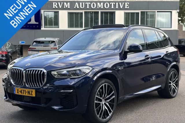 BMW X5 (2022) thumbnail 1