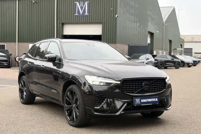Volvo XC60 (2024) thumbnail 3