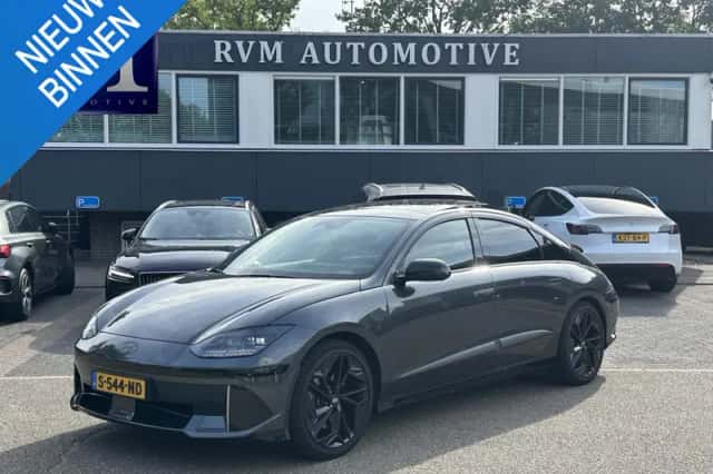 Hyundai Ioniq 6 (2023) thumbnail 1