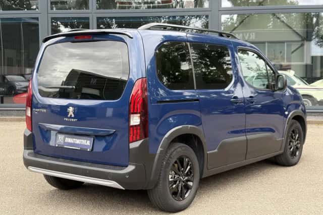 Peugeot E-Rifter (2023) thumbnail 4