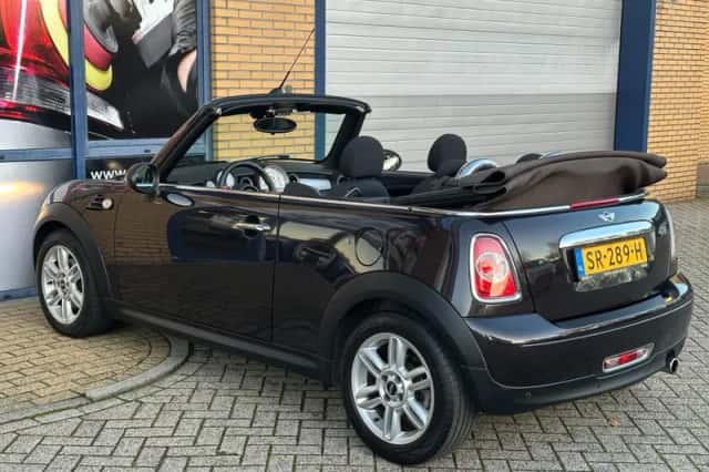 MINI Cabrio (2014) thumbnail 3