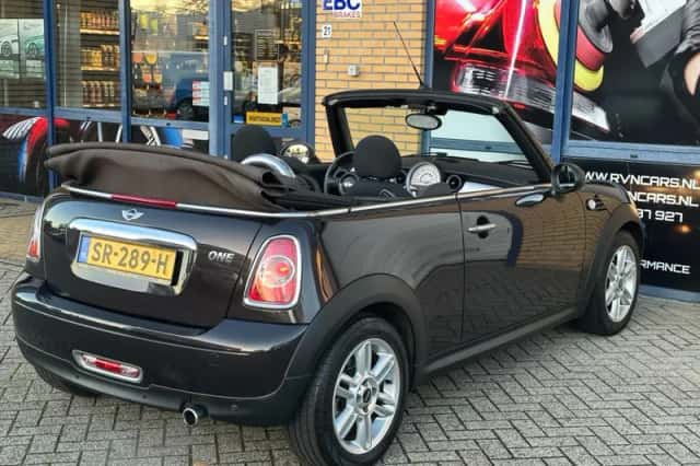MINI Cabrio (2014) thumbnail 4