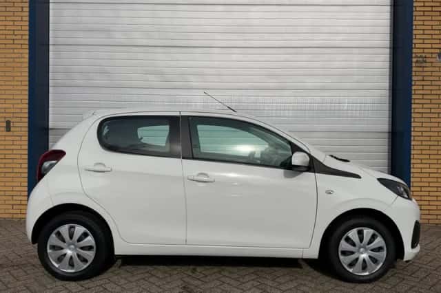 Peugeot 108 (2015) thumbnail 3