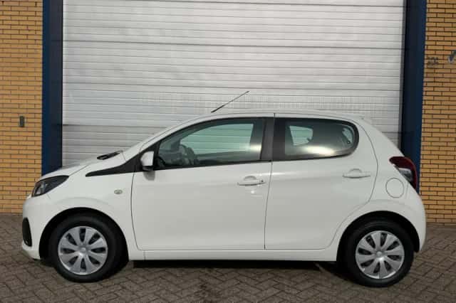 Peugeot 108 (2015) thumbnail 4