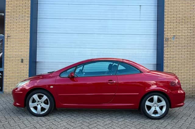 Peugeot 307 CC (2007) thumbnail 5