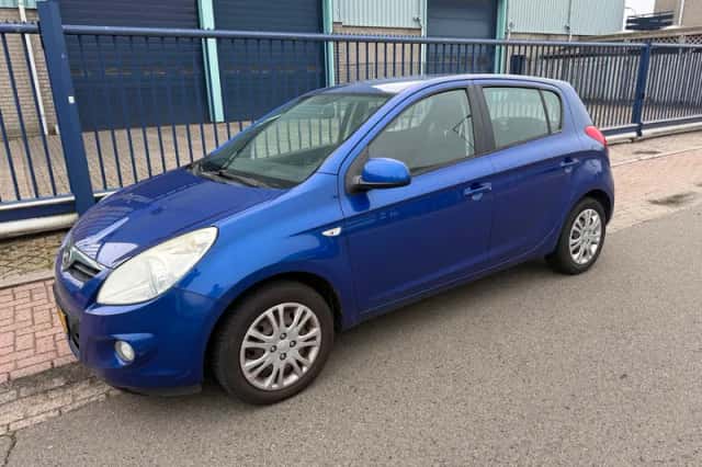 Hyundai i20 (2009) thumbnail 2