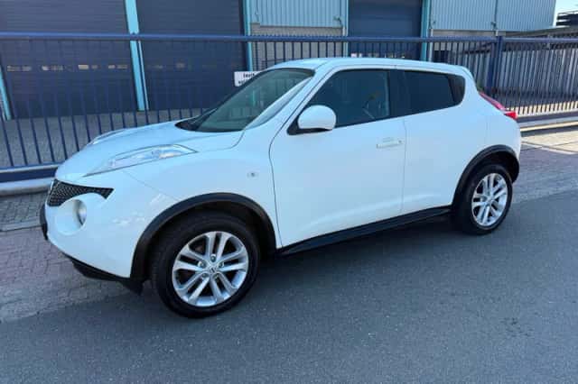 Nissan Juke (2013) thumbnail 1