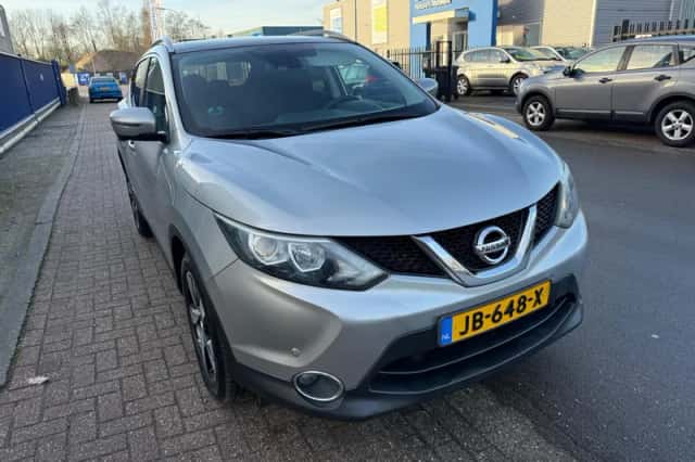 Nissan Qashqai (2016) thumbnail 6
