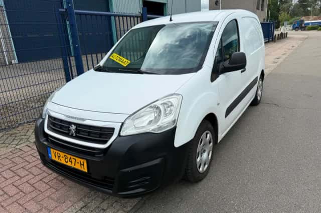 Peugeot Partner (2015) thumbnail 6