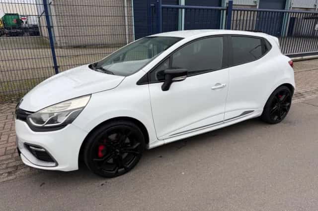 Renault Clio (2013) thumbnail 1