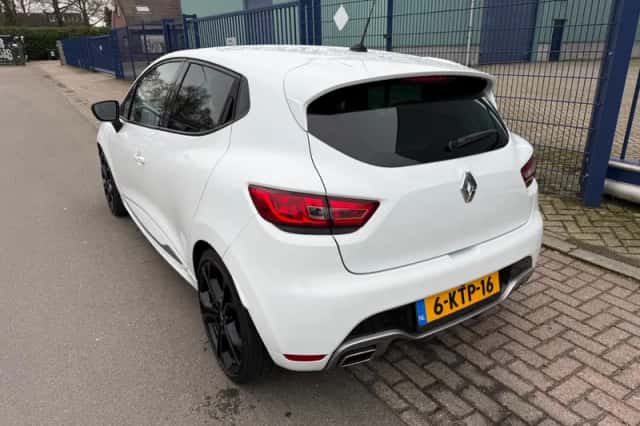 Renault Clio (2013) thumbnail 4