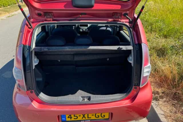 Daihatsu Sirion 2 (2007) thumbnail 4