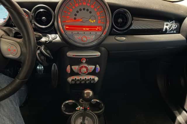 MINI John Cooper Works (2009) thumbnail 5