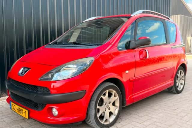 Peugeot 1007 (2008) thumbnail 2