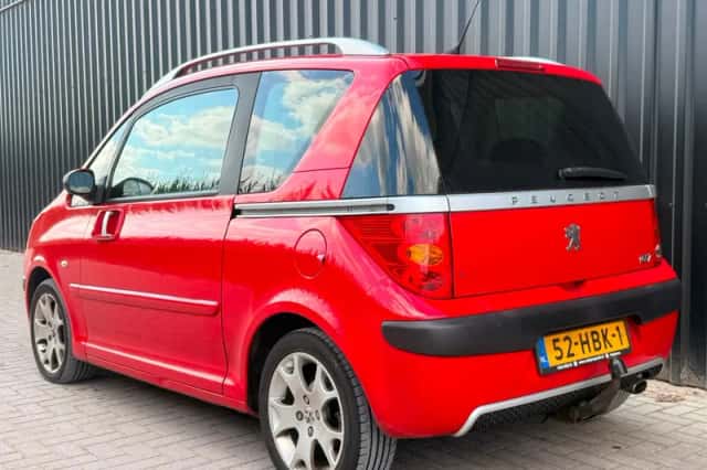 Peugeot 1007 (2008) thumbnail 3