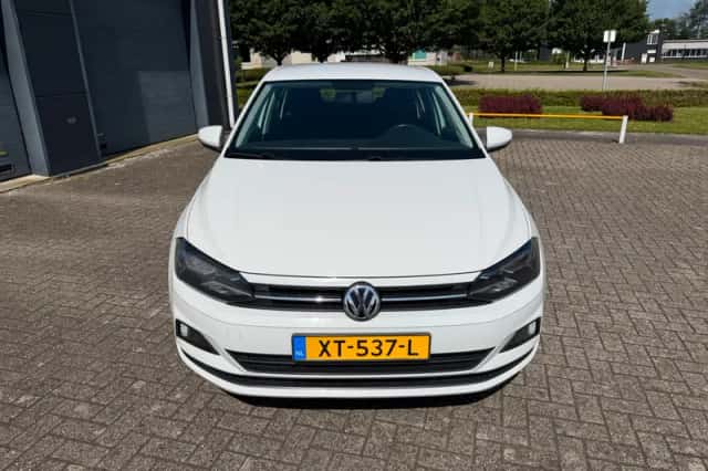 Volkswagen Polo (2018) thumbnail 3