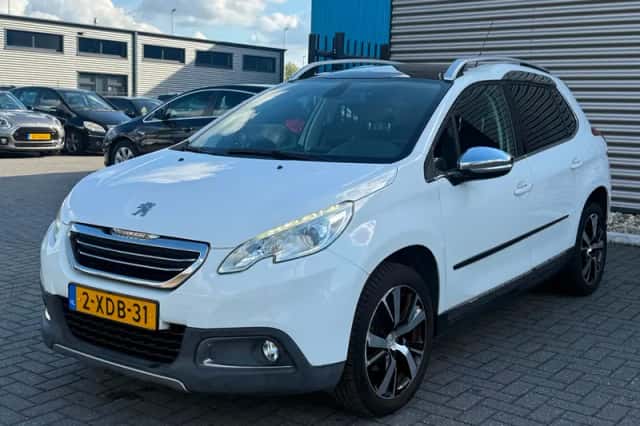 Peugeot 2008 (2014) thumbnail 1